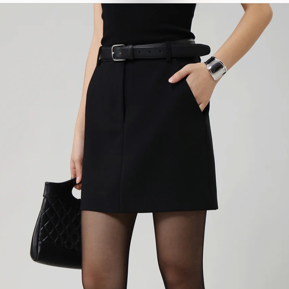 Commense NWT- black skirt
